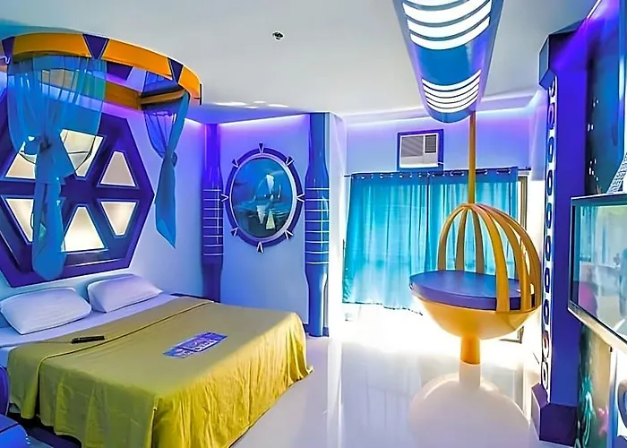 Dream World Pinas Hotel 3*